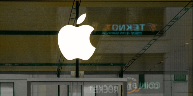 Продавці техніки Apple зможуть отримувати чайові у магазині